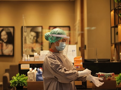 喝口凉水都钻心疼?全面破解牙敏感困局